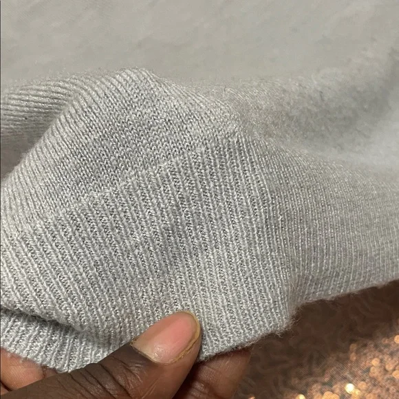 Light Gray V-Neck Sweater - Picture 3 of 6